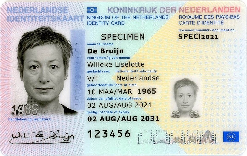 Front and back view of the Dutch national identity card